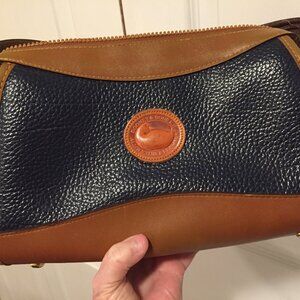 Vintage Dooney Bourke Handbag Pebbled All Weather Leather Shoulder Bag w/Fob